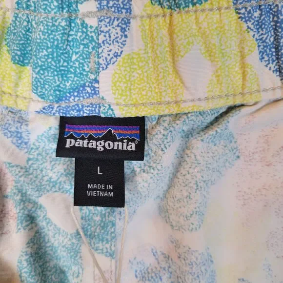Patagonia Womens Barely Baggies Shorts Size L Multicolor Floral Hawaiian Beachy - Picture 4 of 9